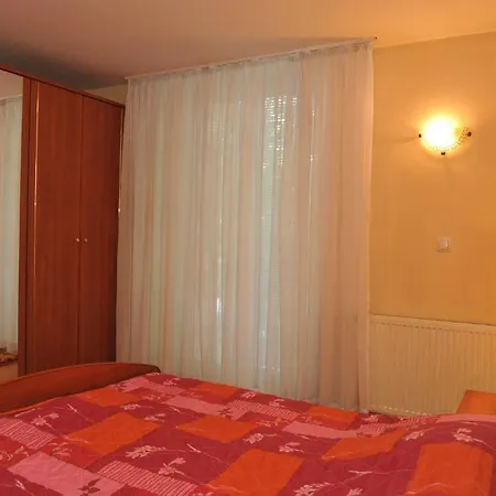 Lara Tour As Apartma Ljubljana